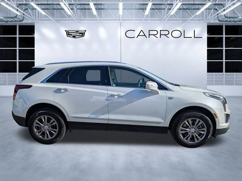 Used 2022 Cadillac XT5 Premium Luxury image 3
