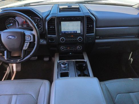 Used 2020 Ford Expedition Limited image 14