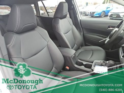New 2026 Toyota Corolla Cross XLE w/ Convenience Package image 11