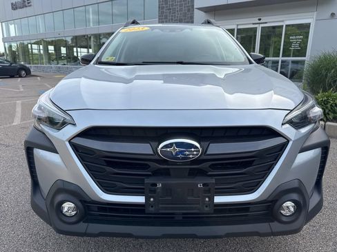 Used 2023 Subaru Outback Premium AWD/4WD image 6