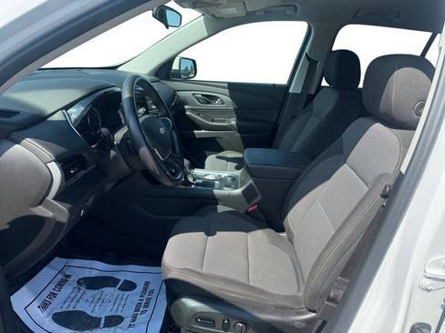 Used 2021 Chevrolet Traverse LT AWD/4WD image 10