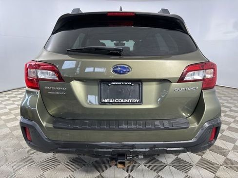 Used 2018 Subaru Outback 2.5i Limited AWD/4WD image 6