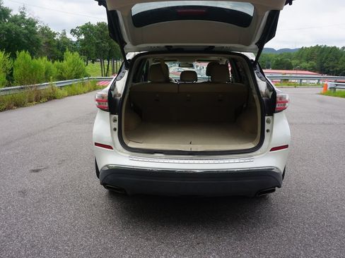 Used 2015 Nissan Murano Platinum w/ Platinum Technology Package AWD/4WD image 14