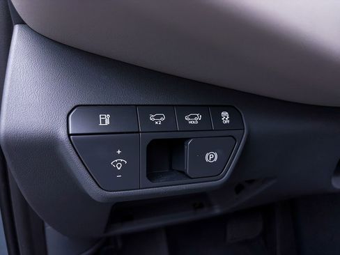 Used 2024 Kia EV9 Wind image 22