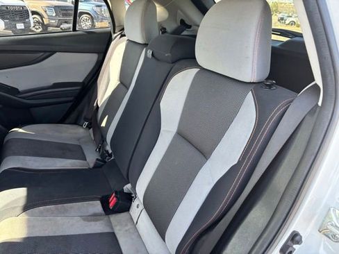 Used 2018 Subaru Crosstrek 2.0i Premium w/ Moonroof Package AWD/4WD image 17