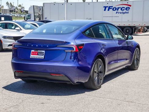 Used 2025 Tesla Model 3 Long Range RWD image 4