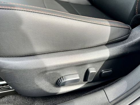 Certified 2025 Nissan Sentra SR w/ SR Premium Package FWD image 22