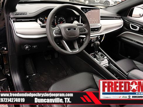 New 2026 Jeep Compass Limited image 10