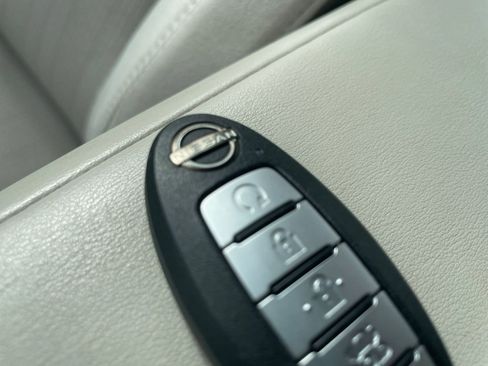 Used 2025 Nissan Altima 2.5 SV image 24