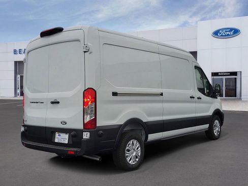 New 2026 Ford Transit 250 148 Medium Roof image 4