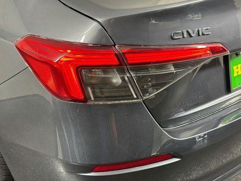 Used 2023 Honda Civic LX image 36