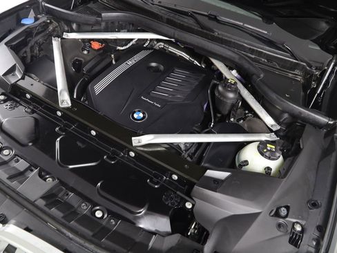 Used 2021 BMW X7 xDrive40i w/ Cold Weather Package AWD/4WD image 21