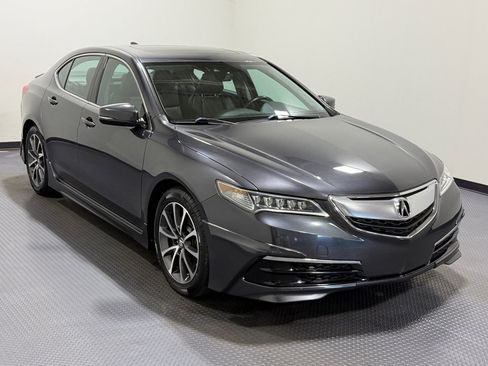 Used 2015 Acura TLX V6 w/ Technology Package FWD image 4