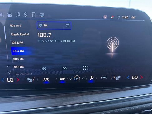 Used 2025 Chevrolet Suburban Z71 AWD/4WD image 40