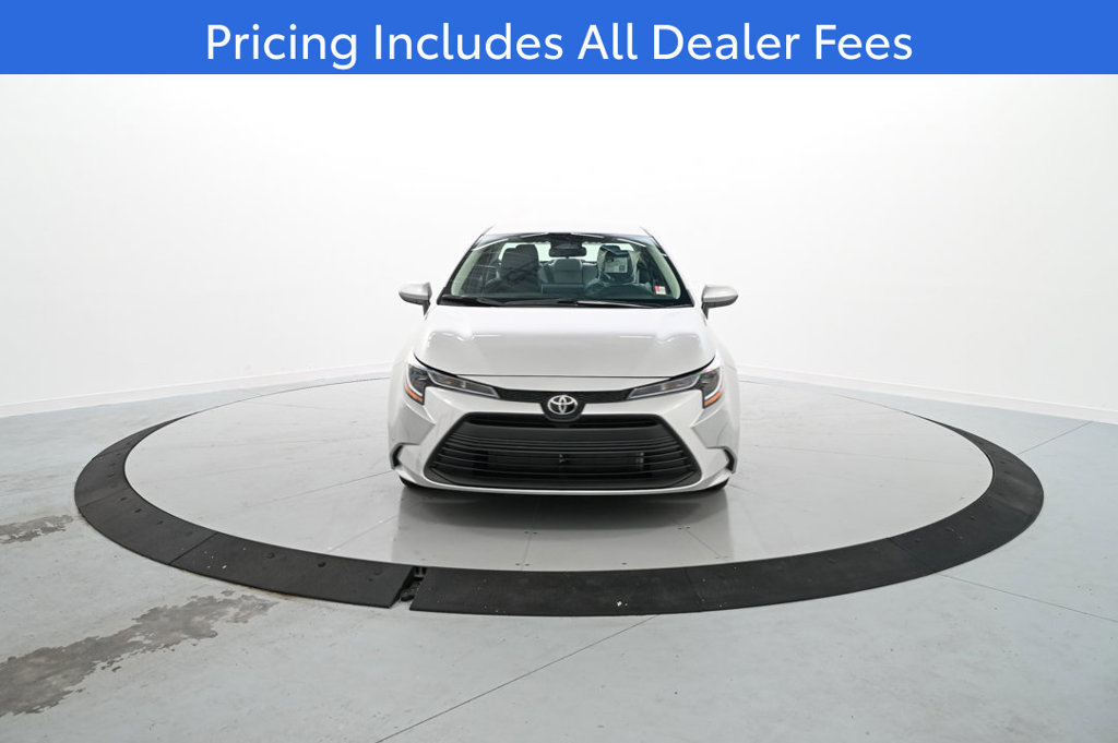 New 2027 Toyota Corolla LE FWD image 2