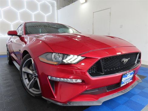 Used 2022 Ford Mustang GT Premium RWD image 2