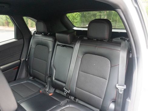 Used 2024 Ford Escape ST-Line w/ Tech Pack #1 FWD image 17