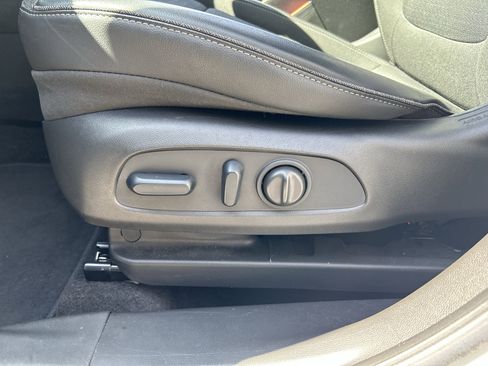 Used 2023 Buick Encore GX Select w/ Sport Touring Package image 20