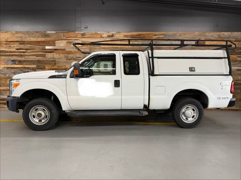 Used 2015 Ford F250 XL w/ Power Equipment Group AWD/4WD image 12