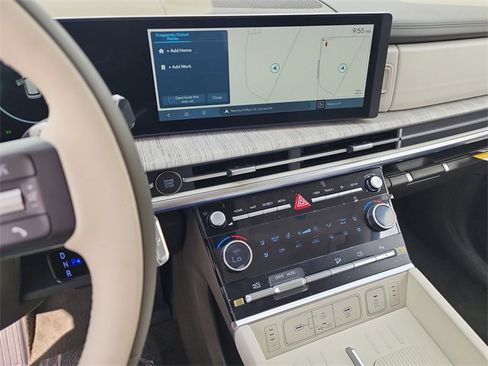 New 2025 Hyundai Santa Fe Calligraphy image 19