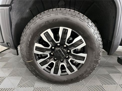 New 2026 GMC Sierra 2500 Denali Ultimate AWD/4WD image 7