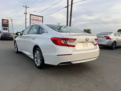 Used 2020 Honda Accord LX image 4