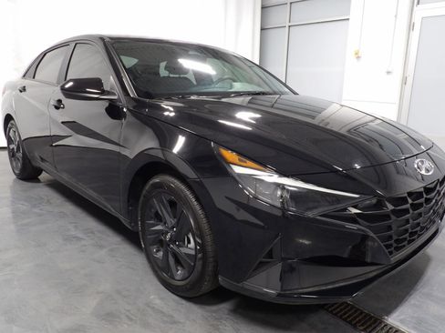 Used 2023 Hyundai Elantra Blue w/ Preferred Accessory Package FWD image 2