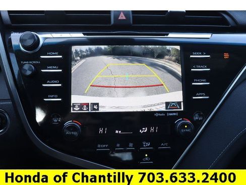 Used 2018 Toyota Camry SE w/ Audio Package image 16