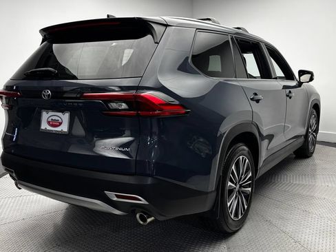 Used 2024 Toyota Grand Highlander AWD Hybrid image 50