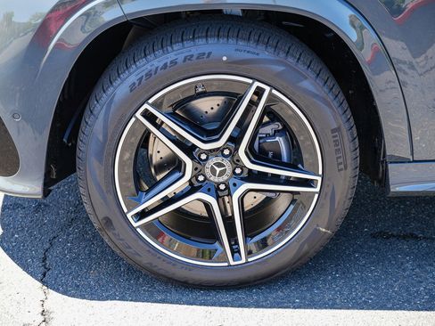 New 2026 Mercedes-Benz GLS 450 4MATIC image 9