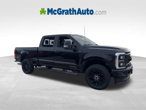 New 2026 Ford F250 Lariat w/ Black Appearance Package AWD/4WD image 2