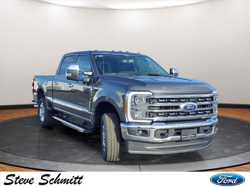 New 2026 Ford F250 Lariat w/ Chrome Package image 25