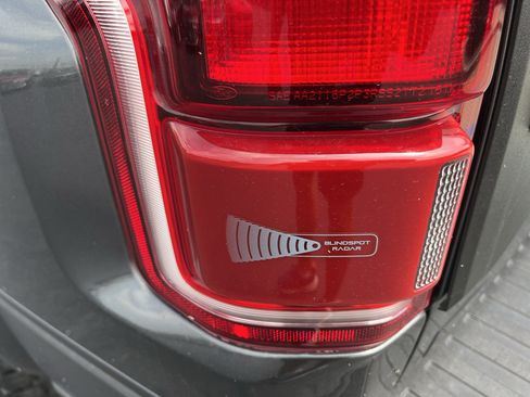 Used 2019 Ford F150 Raptor w/ Equipment Group 802A Luxury AWD/4WD image 13