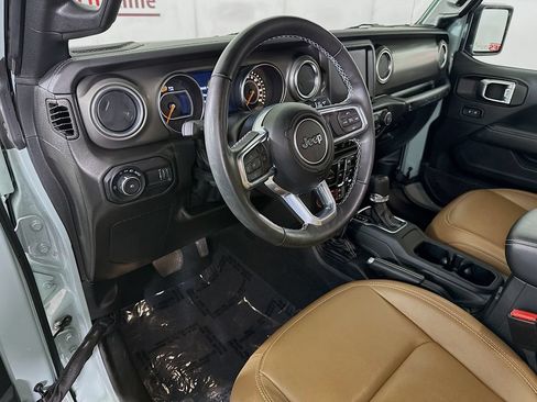 Used 2023 Jeep Wrangler Unlimited Rubicon w/ Xtreme 35 Tire Package AWD/4WD image 16