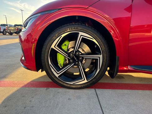 Used 2023 Kia EV6 GT image 27