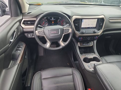 Certified 2023 GMC Acadia Denali w/ Black Diamond Edition AWD/4WD image 10