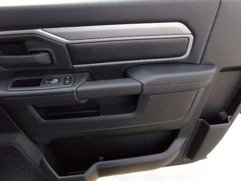 Used 2024 RAM 5500 Tradesman image 22