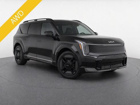 Certified 2024 Kia EV9 GT-Line AWD/4WD image 2