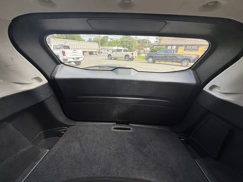 Used 2025 Nissan Rogue SV AWD/4WD image 30