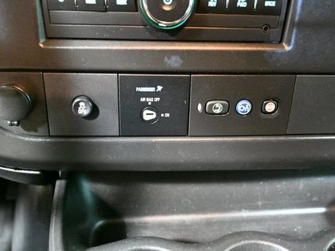 Used 2019 GMC Savana 2500 w/ Driver Convenience Package RWD image 27