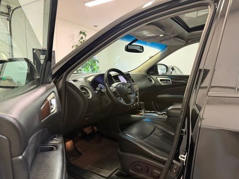 Used 2013 Nissan Pathfinder Platinum w/ Platinum Premium Pkg AWD/4WD image 10