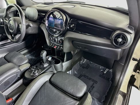 Used 2022 MINI Cooper S w/ Driver Assistance Package FWD image 28