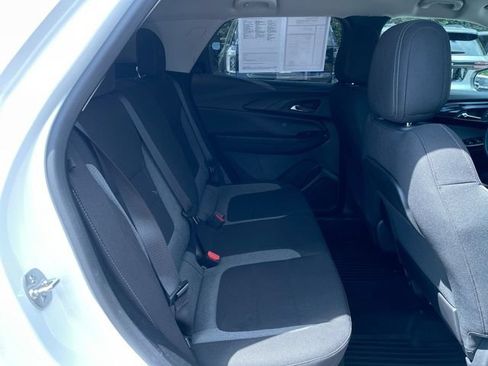 Used 2025 Chevrolet TrailBlazer LS w/ LS Convenience Package AWD/4WD image 25