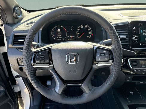 New 2026 Honda Ridgeline Black Edition image 13