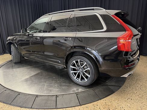 Used 2016 Volvo XC90 T6 Momentum w/ Momentum Plus Package AWD/4WD image 12