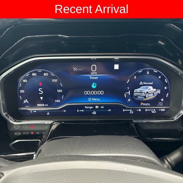 Used 2022 Chevrolet Silverado 1500 RST AWD/4WD image 7