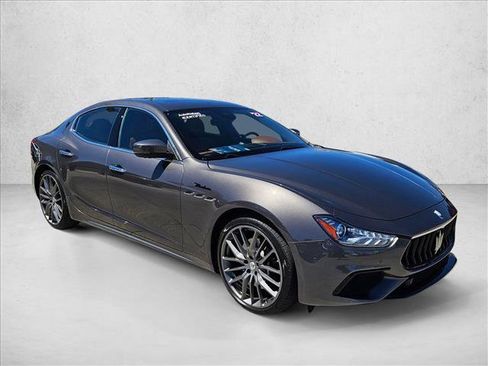 Used 2022 Maserati Ghibli Modena Q4 AWD/4WD image 3