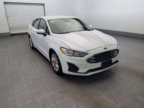 Used 2020 Ford Fusion SE FWD image 13
