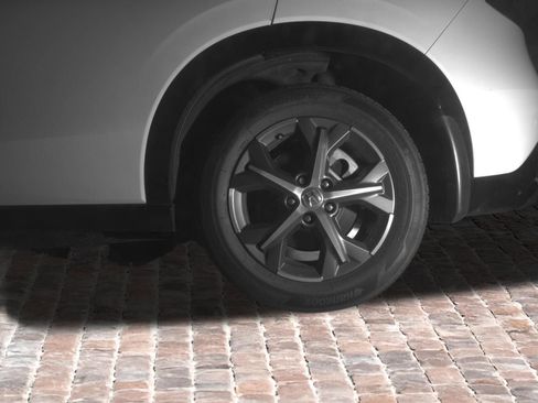 Used 2024 Honda HR-V EX-L image 8