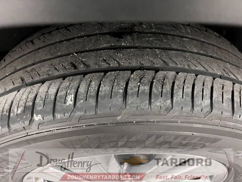 Used 2025 Nissan Pathfinder SV FWD image 17